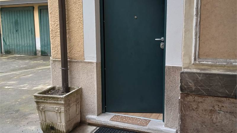 APPARTAMENTOIN AFFITTO IN ZONA PORTA VITTORIA